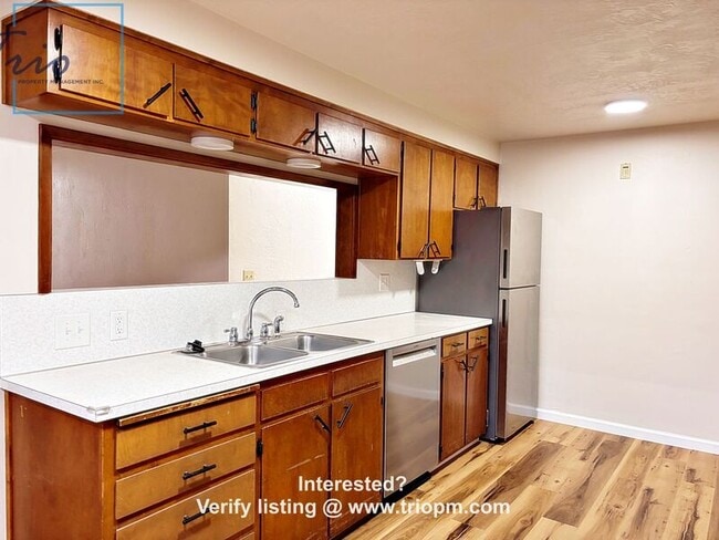 Photo - 1029 C St House