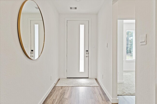 Foto del edificio - 10212 Prairie Creek Ln