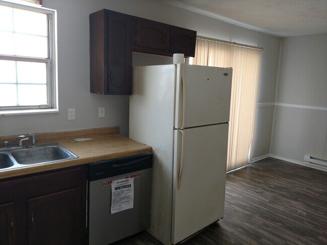 Foto del edificio - Cozy 3 bedroom 1.5 bath with a Garage