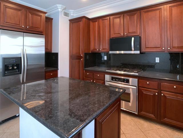 Foto del edificio - 2668 Escala Cir
