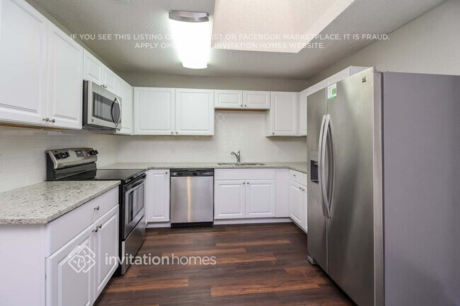 Foto del edificio - 5812 Matt St