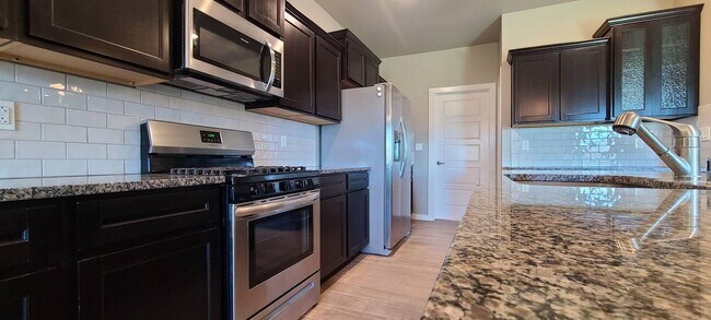 Building Photo - 12065 Mesquite River Dr