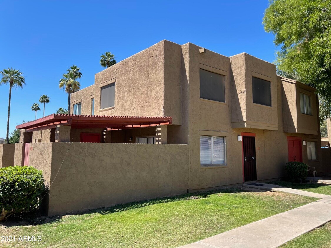 4230 N 68th Ave, Phoenix, AZ 85033 Townhome Rentals in Phoenix AZ