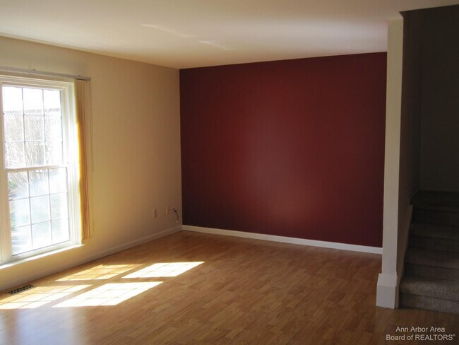 Foto del edificio - 3238 Alpine Dr