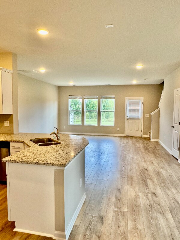 Foto del edificio - 2441 Salem Creek Ct