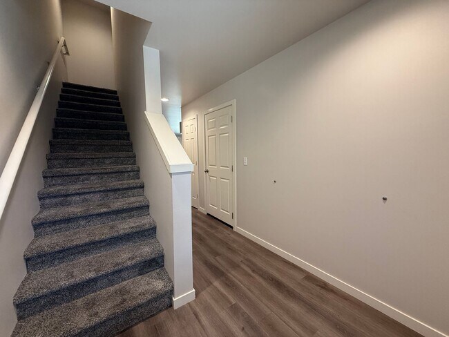 Foto del edificio - 5300 Smitten St