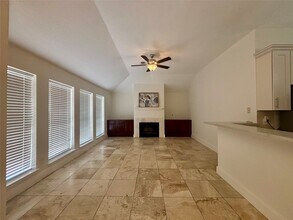 Building Photo - 7815 Log Hollow Dr