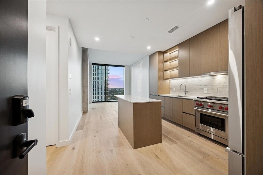Foto principal - 610 Davis St