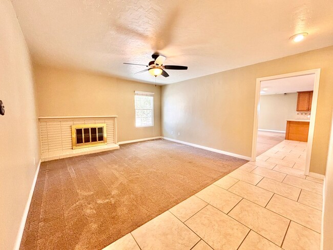 Building Photo - Beautiful 4 Bedroom/2 Bathroom Home in Poway!