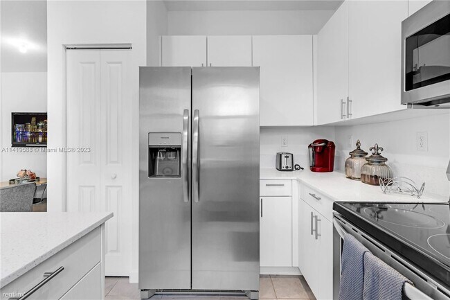 Foto del edificio - 3 br, 2.5 bath House - 12913 SW 232nd Ln 1...