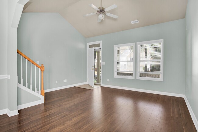 Foto del edificio - 12708 Cross Dale Dr