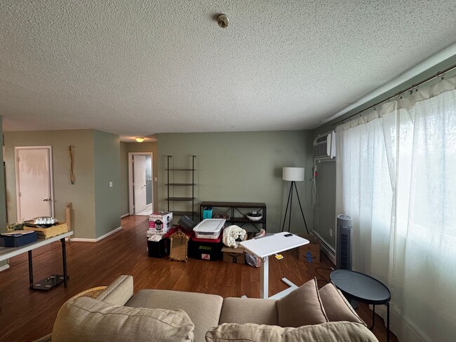 2 Bed 1 Bath - 2 Bed 1 Bath House