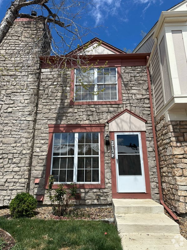 Building Photo - 2917 W 81st Ave
