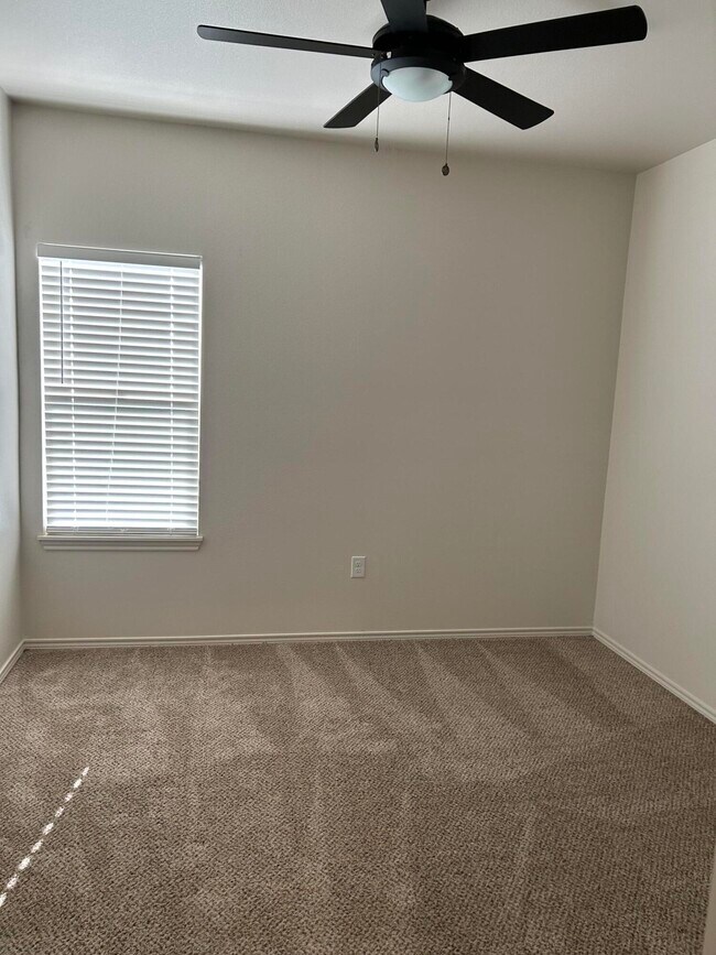 Foto del edificio - 11605 Evanston Ave