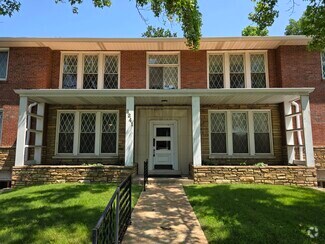 Building Photo - 8241 Delmar Blvd