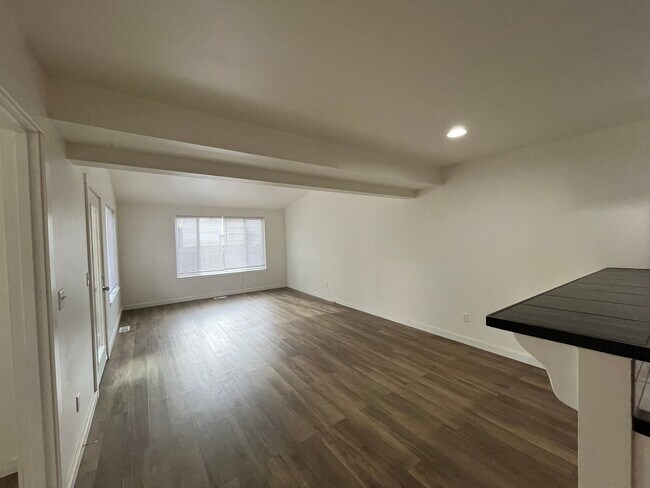 Foto del edificio - Updated 3 Bedroom Home Near Barkley Village