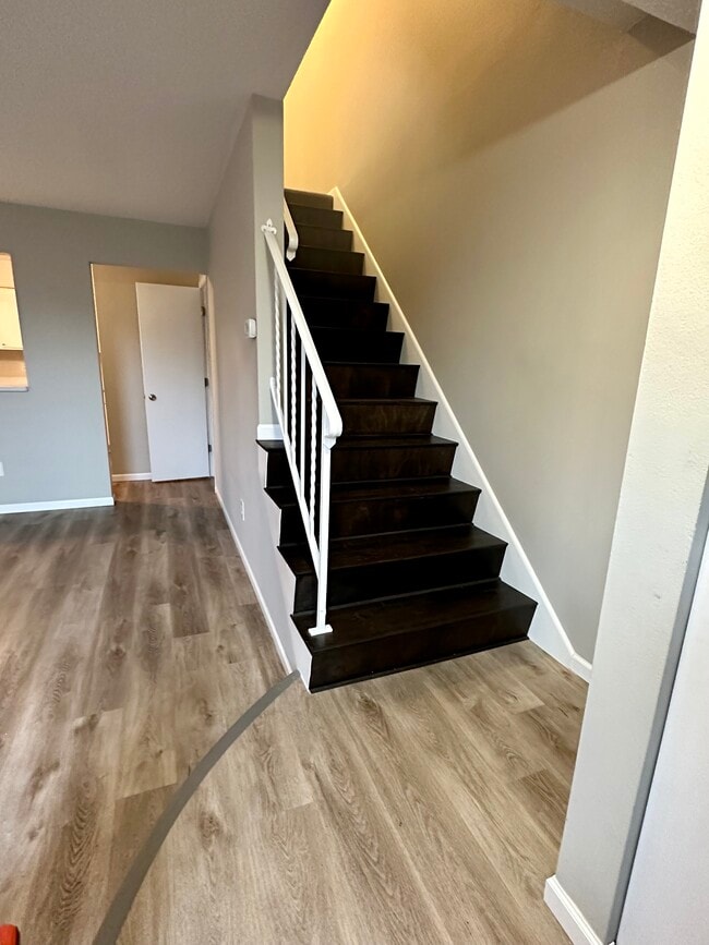 Entry way - 4813 Cedar Lake Rd S