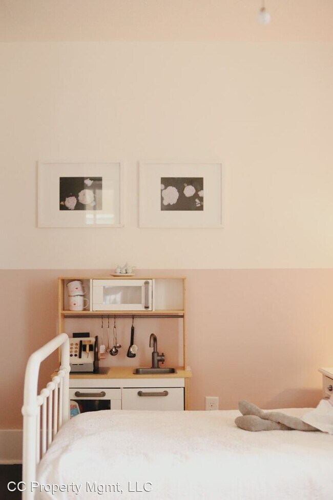 Foto del edificio - 2 br, 1.5 bath House - 1117 1/2 Saint Joseph