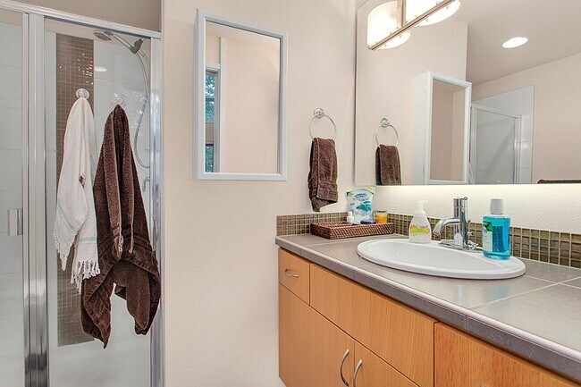 Foto del edificio - 15240 NE 81st Way