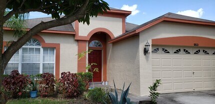 Building Photo - 10521 Beneva Dr