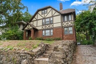 Building Photo - 5341 Holmes St