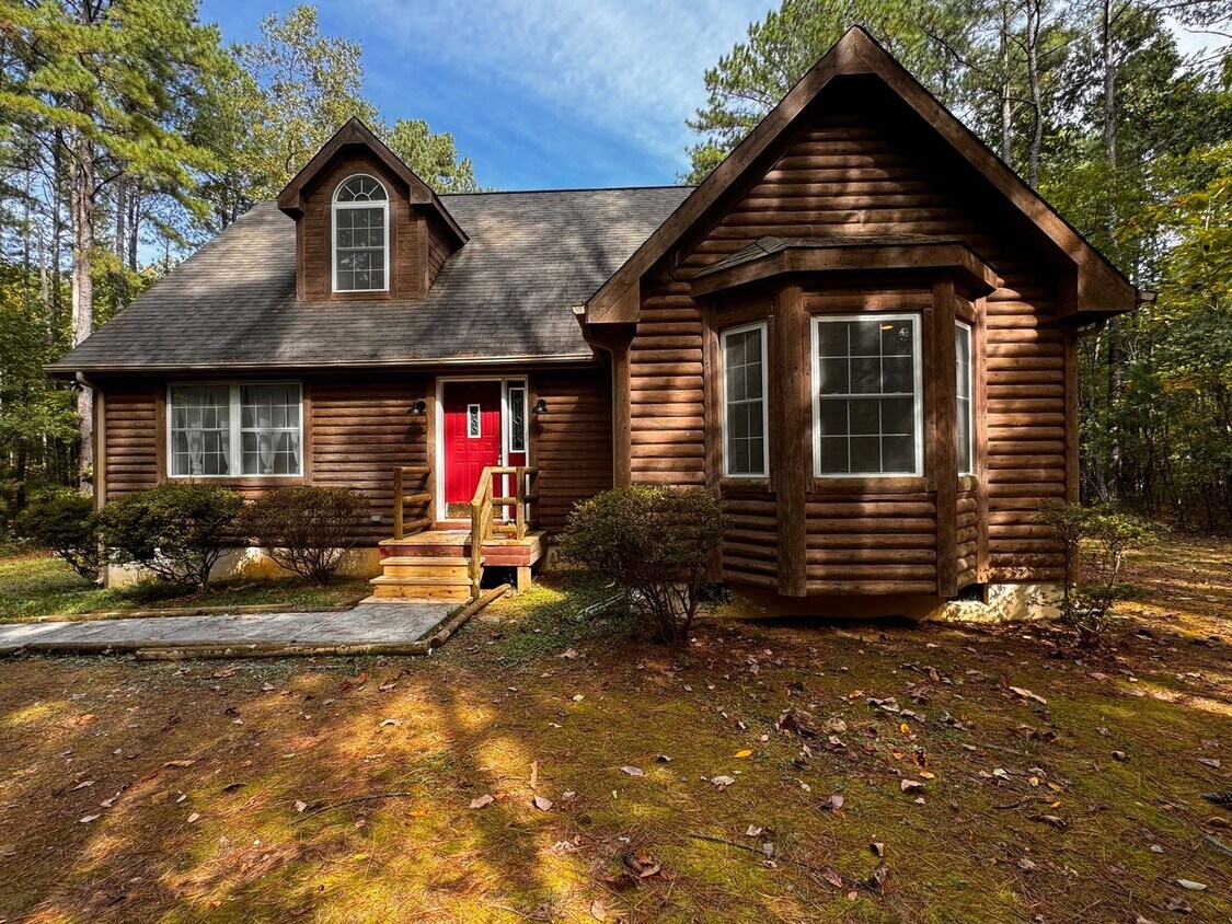 Primary Photo - Log Home Nestled in the Woods, Albemarle County Location