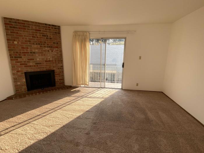 2 bedroom in Burlingame CA 94010 Condo for Rent in Burlingame, CA