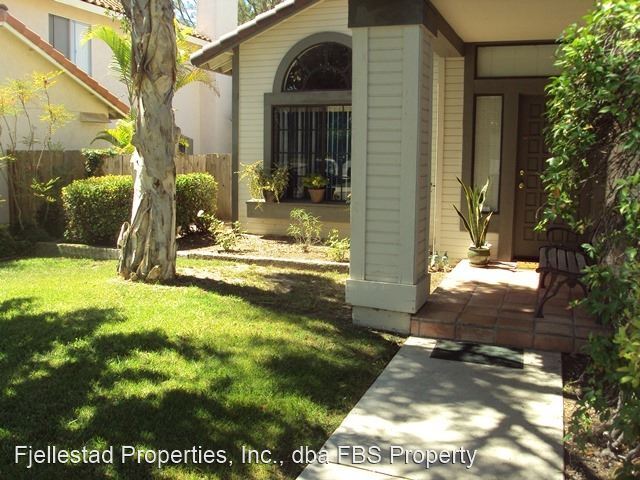 Building Photo - 4 br, 3 bath House - 1656 Corte Verano