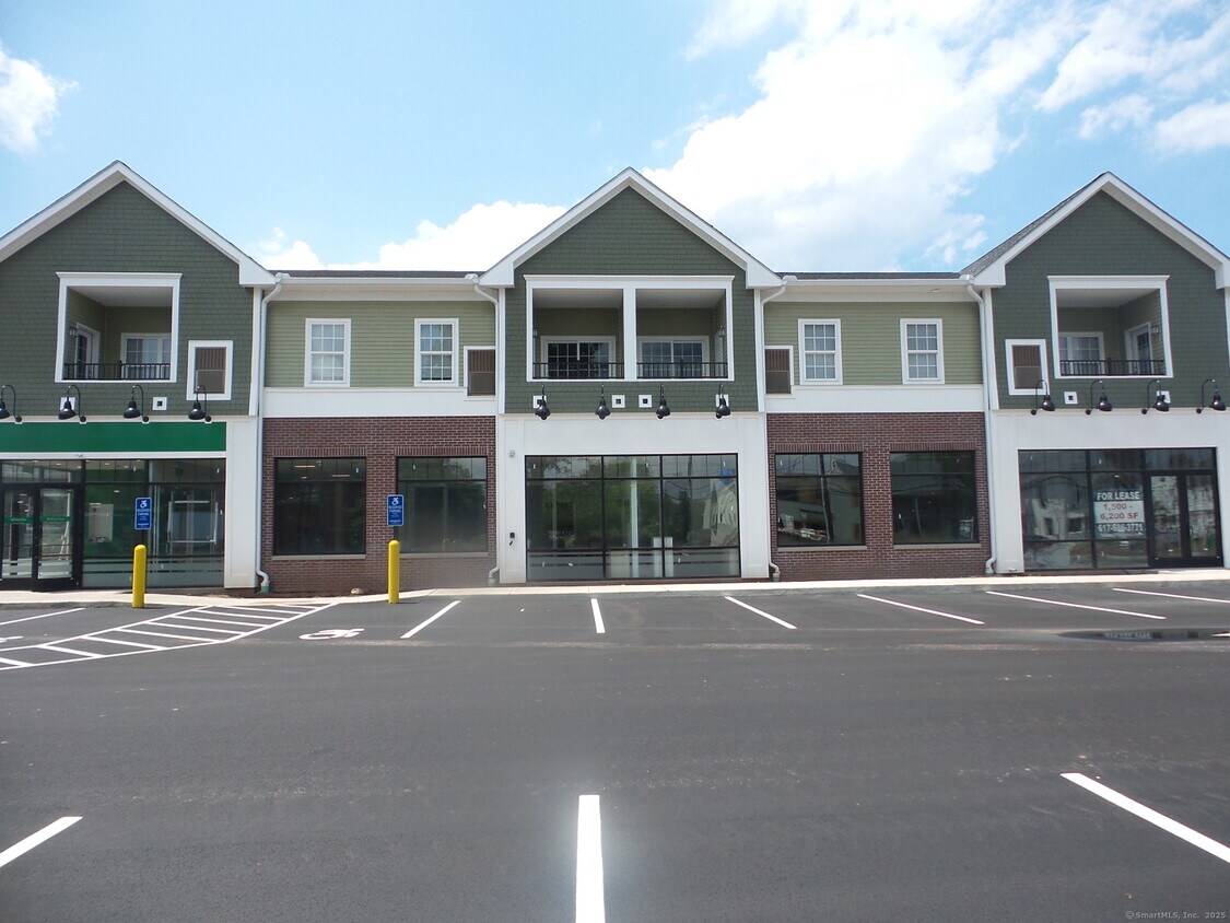 Primary Photo - 211 S Main St