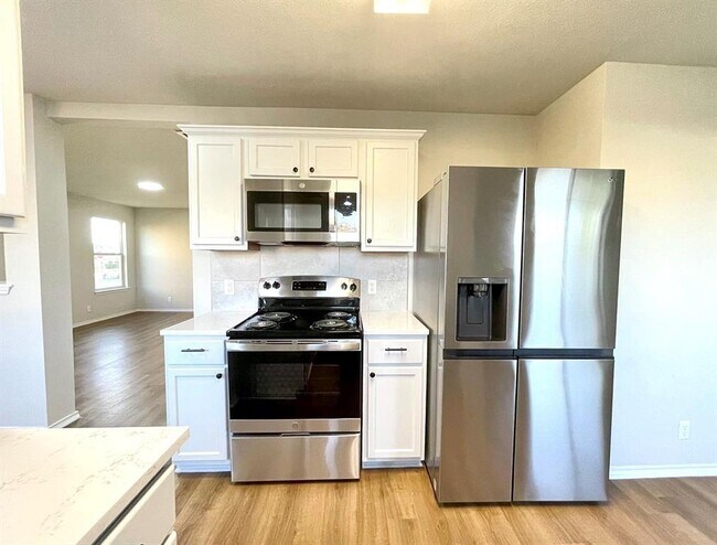 Foto del edificio - 335 Avalanche Ave