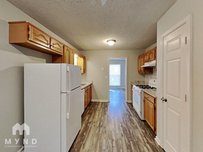 Foto del edificio - 3640 Willow Tree Cir