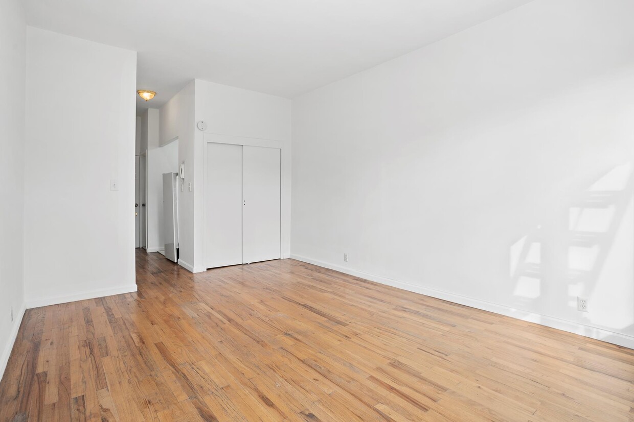 1707 2nd Ave Unit 13, New York, NY 10128 - Room for Rent in New York ...