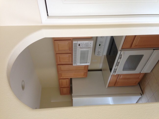 Building Photo - 12992 Coyote Ln