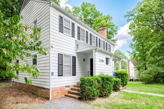 Building Photo - 1706 Taft Pl