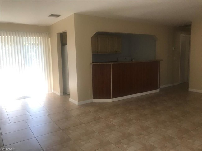 Building Photo - 4202 Coronado Pkwy