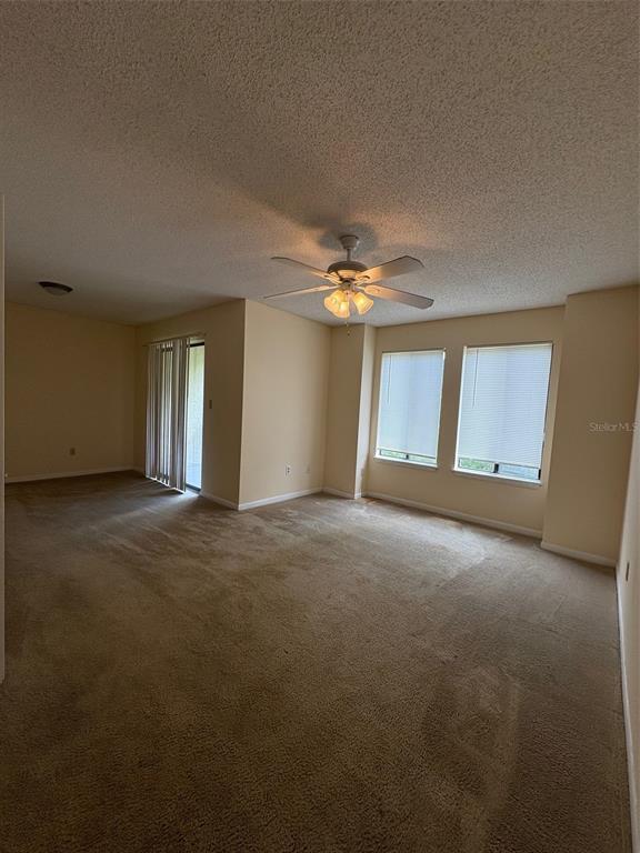 Foto del edificio - 3555 Sable Palm Ln
