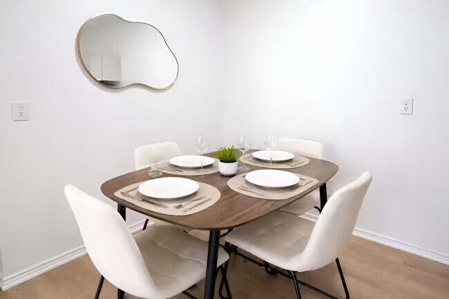Foto del edificio - 2300 Kathryn Ln