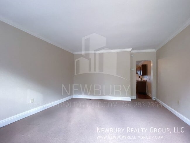 Building Photo - Discover Your Ideal Living Experience: Spa...