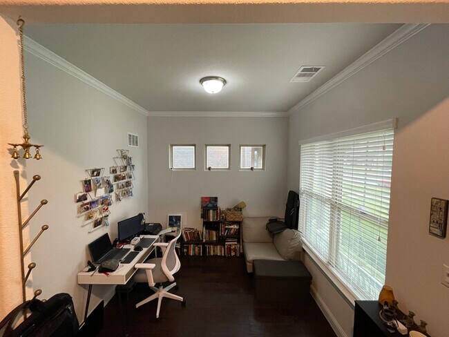 Foto del edificio - 1053 Margo Dr