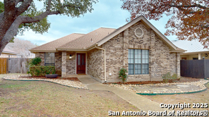 Foto principal - 16710 Summer Creek Dr