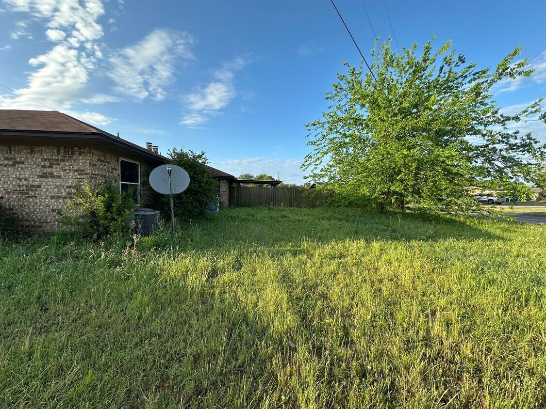 Foto del edificio - 12702 Candleridge Dr