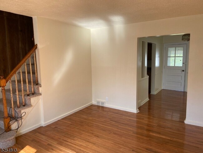 Building Photo - 335 Winans Ave