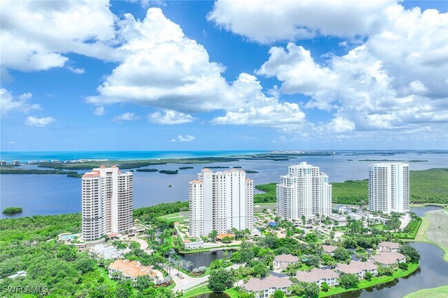 Foto del edificio - 4951 Bonita Bay Blvd