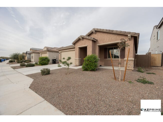 Building Photo - Beautiful 3/2 Laveen Home!