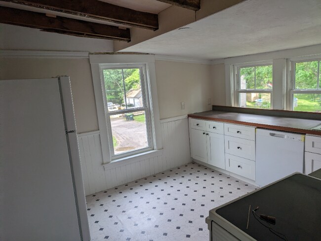 Building Photo - 67A Great Rd