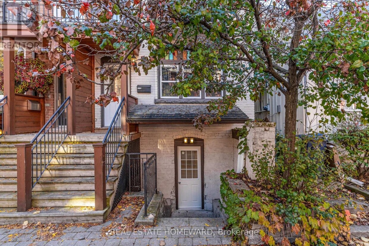 Primary Photo - 208 Ontario St