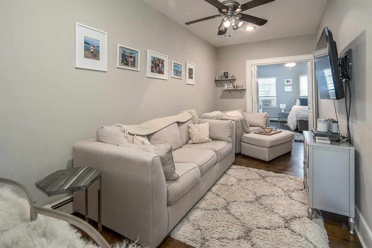 410 Jefferson St Unit 2R, Hoboken, NJ 07030 Condo for Rent in Hoboken