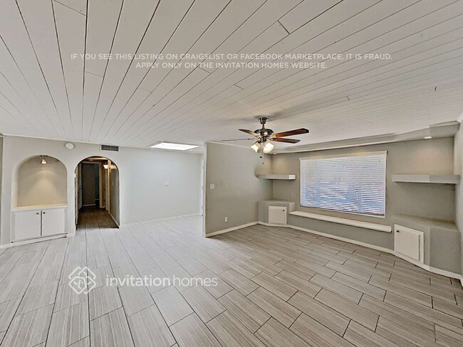 Foto del edificio - 2130 E Concorda Dr