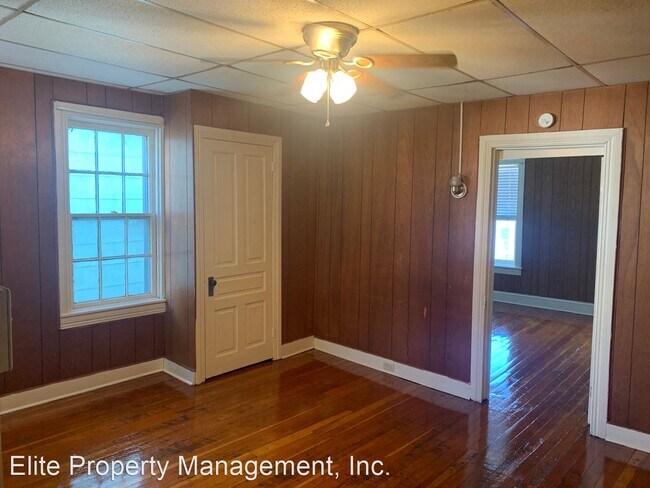 Foto del edificio - 1 br, 1 bath House - 134 N Newberry St Apt 2