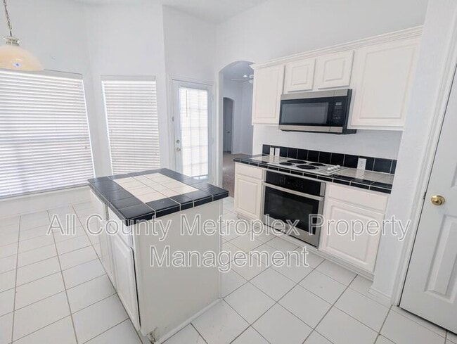 Building Photo - 9504 Preston Vineyard Dr